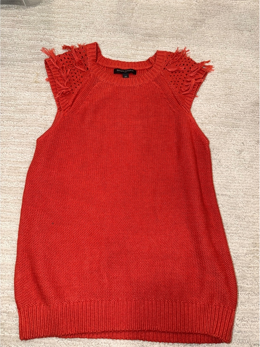 Banana Republic red sleeveless knit sweater top size XS